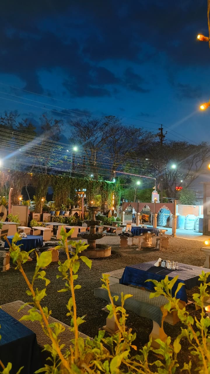 CHAV Restaurant — Open sky dining